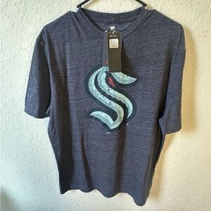 Men’s Large Seattle Kraken FANATICS Heathered Navy T-Shirt New With Tags NWT
